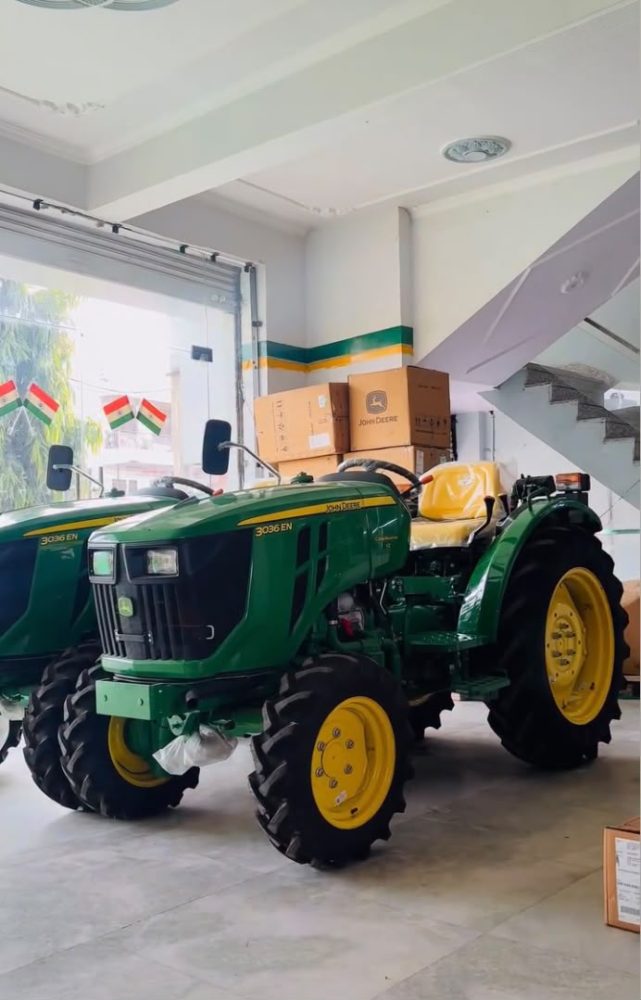 3036EN John Deere 3036EN tractor